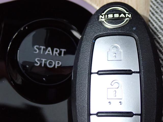 オーラ G FOUR レザーエディション 本州仕入・9型ニッサンコネクトナビ・BOSE・白革・全周囲・プロパイロット・デジタルM・シート&ステアリングヒーター・BSM・純正17インチAW・ドラレコ・Bluetooth・ETC(13枚目)