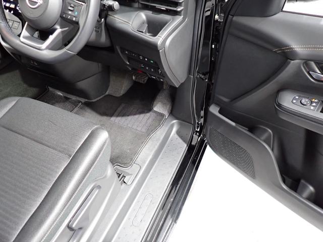 セレナ ハイウェイスターV Vセレクション 本州仕入・全周囲・デジタルM・BSM・シート&ステアリングヒーター・社外SDナビ・衝突軽減B・障害物センサー・ワンセグ・Bluetooth・ETC(40枚目)