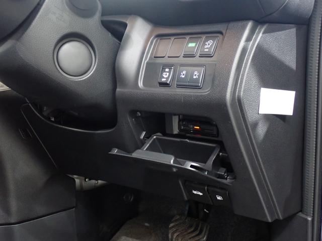 セレナ ハイウェイスター プロパイロットエディション 本州仕入・純正9型ナビ・両側電動スライドドア・エマージェンシーB・障害物センサー・前後ドラレコ・純正15インチAW・フルセグ・CD/DVD・ETC・Bluetooth(19枚目)