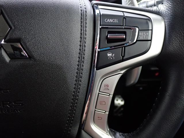 デリカＤ：５ Ｐ　本州仕入・４ＷＤ・全周囲カメラ・両側電動ドア・電動ゲート・前席シートヒーター・ステアリングヒーター・純正１８インチＡＷ・サイドステップレス・社外ナビ・Ｂカメラ・ＥＴＣ・Ｂｌｕｅｔｏｏｔｈ（30枚目）