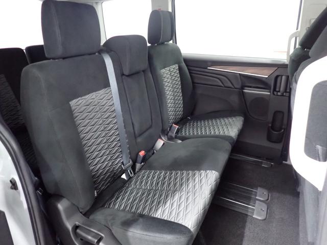 デリカＤ：５ Ｐ　本州仕入・４ＷＤ・全周囲カメラ・両側電動ドア・電動ゲート・前席シートヒーター・ステアリングヒーター・純正１８インチＡＷ・サイドステップレス・社外ナビ・Ｂカメラ・ＥＴＣ・Ｂｌｕｅｔｏｏｔｈ（44枚目）