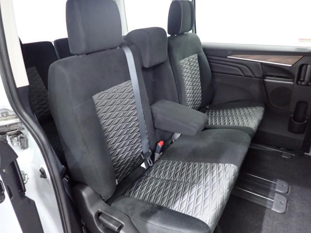 デリカＤ：５ Ｐ　本州仕入・４ＷＤ・全周囲カメラ・両側電動ドア・電動ゲート・前席シートヒーター・ステアリングヒーター・純正１８インチＡＷ・サイドステップレス・社外ナビ・Ｂカメラ・ＥＴＣ・Ｂｌｕｅｔｏｏｔｈ（46枚目）