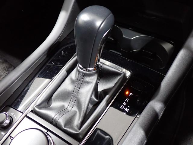MAZDA3ファストバック XDプロアクティブ ツーリングセレクション 本州仕入・マツダコネクト10.25型ナビ・appleカープレイ・ヘッドアップディスプレイ・クルーズコントロール・障害物センサー・レーンキープアシスト・LEDヘッドライト・純正18AW・バックカメラ(27枚目)