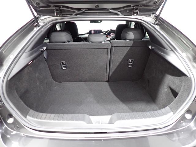 ＭＡＺＤＡ３ファストバック ＸＤプロアクティブ　ツーリングセレクション　本州仕入・ＢＯＳＥサウンド・純正エアロ・シート＆ステアリングヒーター・電動シート・ＢＳＭ・ヘッドアップディスプレイ・フルセグ・純正ラバーマット・ＤＶＤ・ＨＤＭＩ・Ｂｌｕｅｔｏｏｔｈ・ＥＴＣ（47枚目）