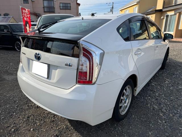 プリウス Ｓ　ワンオーナー　純正ナビ　フルセグＴＶ　純正スターター　Ｆスポイラー　夏冬アルミホイール付　スペアキー　保障　プッシュスタート　スマートキー（4枚目）