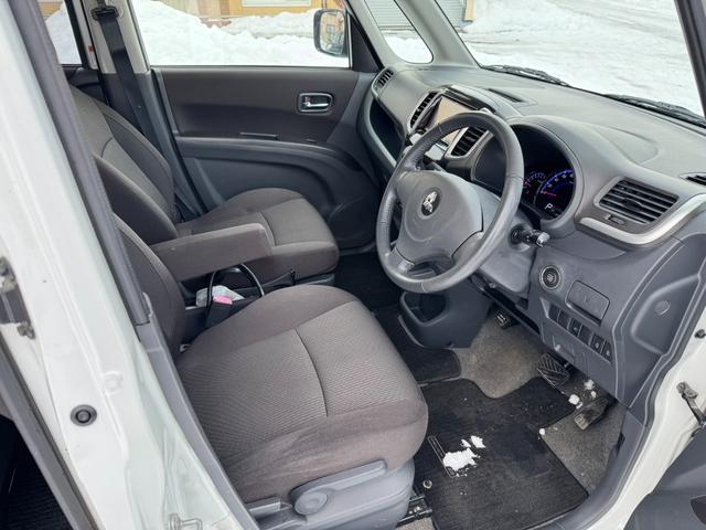 デリカＤ：２ Ｓ　両側パワスラ　ナビ　ＴＶ　バックモニター　事故無（14枚目）