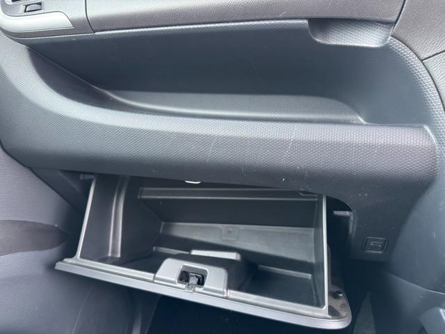 デリカＤ：２ Ｓ　両側パワスラ　ナビ　ＴＶ　バックモニター　事故無（27枚目）