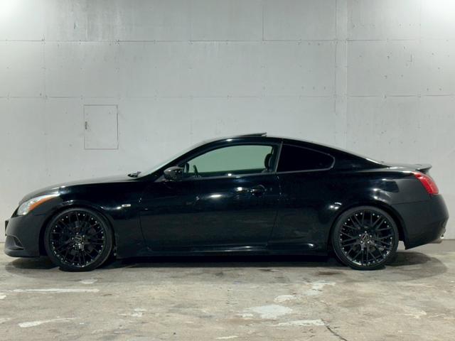 スカイライン 370GT タイプSP サンルーフ 純正エアロフォルムバンパー 車高調 黒革シート 対向キャリパー カールソン20インチアルミホイール 純正ナビ バックカメラ ETC HIDヘッドライト パワーシート シートヒーター(14枚目)