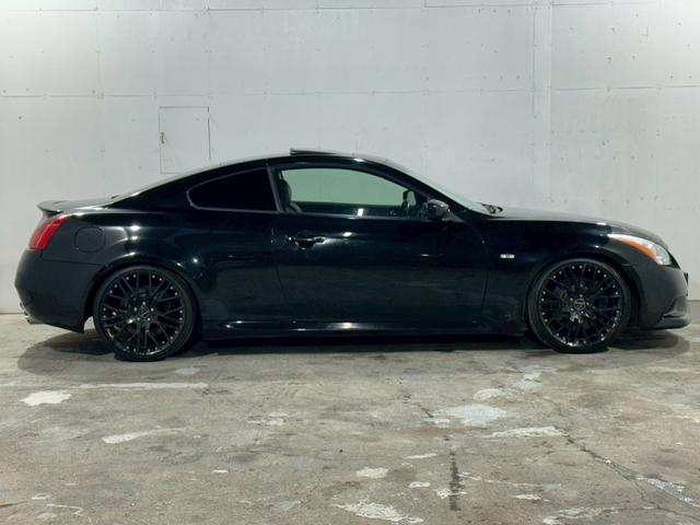 スカイライン 370GT タイプSP サンルーフ 純正エアロフォルムバンパー 車高調 黒革シート 対向キャリパー カールソン20インチアルミホイール 純正ナビ バックカメラ ETC HIDヘッドライト パワーシート シートヒーター(15枚目)