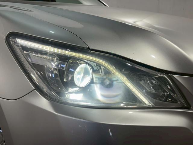 クラウン アスリートＳｉ－Ｆｏｕｒ　エアロ　車高調　カールソン１９インチアルミホイール　マルチナビ　フルセグＴＶ　Ｂｌｕｅｔｏｏｔｈ再生　全方位カメラ　ＥＴＣ　ドライブレコーダー　パワーシート　スマートキー　ＨＩＤヘッドライト（18枚目）