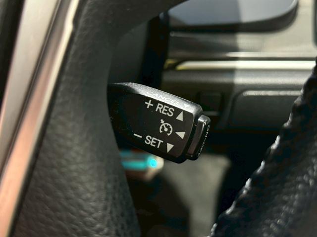 クラウン アスリートＳｉ－Ｆｏｕｒ　エアロ　車高調　カールソン１９インチアルミホイール　マルチナビ　フルセグＴＶ　Ｂｌｕｅｔｏｏｔｈ再生　全方位カメラ　ＥＴＣ　ドライブレコーダー　パワーシート　スマートキー　ＨＩＤヘッドライト（33枚目）