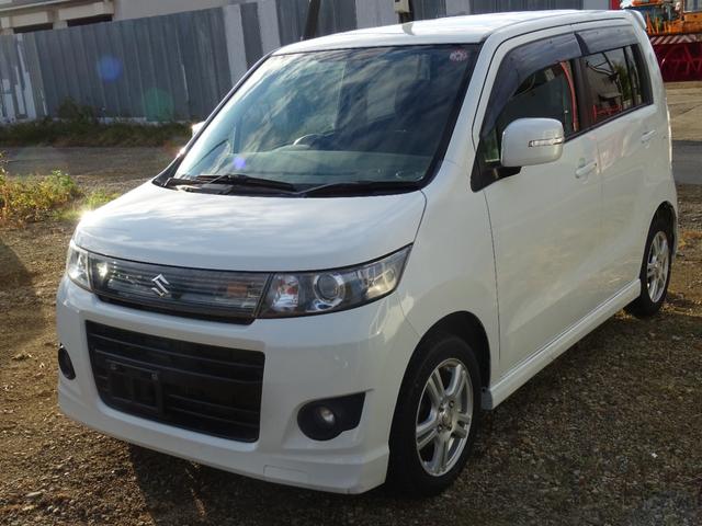 ワゴンＲスティングレー リミテッドＩＩ　４ＷＤ　ＨＩＤ　ＣＶＴ　盗難防止システム　ＡＢＳ　アルミホイール　衝突安全ボディ　エアコン　パワーステアリング　パワーウィンドウ（2枚目）