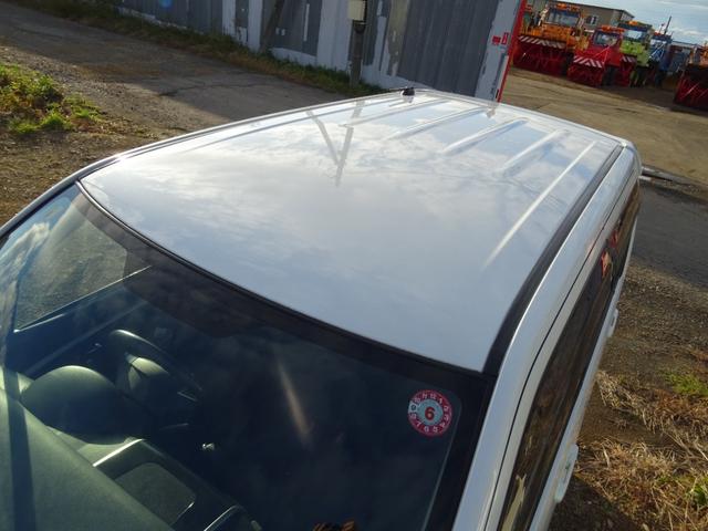 ワゴンＲスティングレー リミテッドＩＩ　４ＷＤ　ＨＩＤ　ＣＶＴ　盗難防止システム　ＡＢＳ　アルミホイール　衝突安全ボディ　エアコン　パワーステアリング　パワーウィンドウ（11枚目）