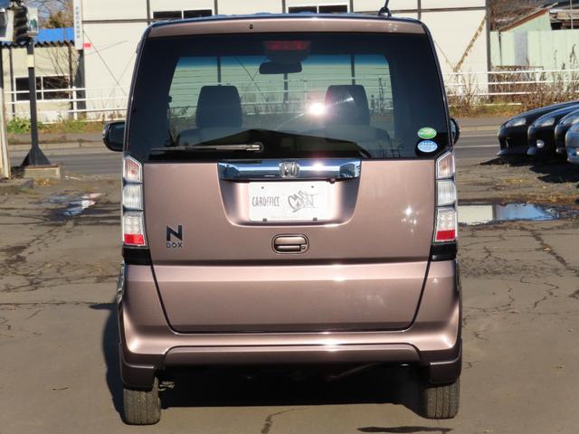 N-BOX G・Lパッケージ 4WD スライドドア スマートキー アイドリングストップ CVT 盗難防止システム ABS ESC アルミホイール 衝突安全ボディ エアコン パワーステアリング パワーウィンドウ 運転席エアバッグ(8枚目)