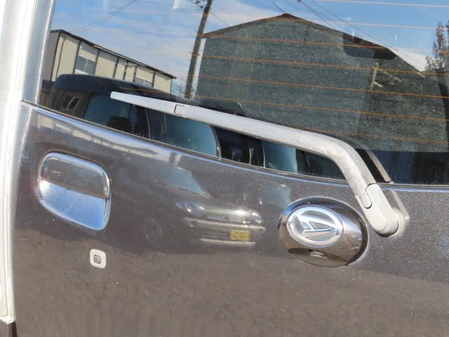 ムーヴ カスタム　ＲＳスマートセレクションＳＡ　４ＷＤ　ＬＥＤヘッドランプ　スマートキー　アイドリングストップ　ＣＶＴ　盗難防止システム　ＡＢＳ　ＥＳＣ　衝突安全ボディ　エアコン　パワーステアリング　パワーウィンドウ（18枚目）