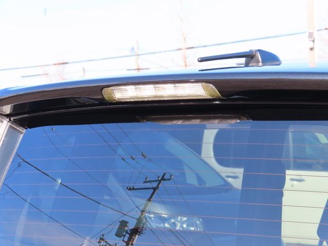 ムーヴ カスタム　ＲＳスマートセレクションＳＡ　４ＷＤ　ＬＥＤヘッドランプ　スマートキー　アイドリングストップ　ＣＶＴ　盗難防止システム　ＡＢＳ　ＥＳＣ　衝突安全ボディ　エアコン　パワーステアリング　パワーウィンドウ（20枚目）