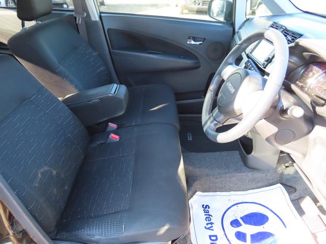 ムーヴ カスタム　ＲＳスマートセレクションＳＡ　４ＷＤ　ＬＥＤヘッドランプ　スマートキー　アイドリングストップ　ＣＶＴ　盗難防止システム　ＡＢＳ　ＥＳＣ　衝突安全ボディ　エアコン　パワーステアリング　パワーウィンドウ（30枚目）