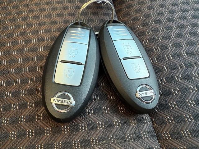 ノート １．２ｅ－ＰＯＷＥＲメダリストＦＯＵＲ　４ＷＤ　夏冬タイヤ付☆ナビ☆ＴＶ☆全周囲カメラ☆１年保証☆寒冷地仕様☆衝突軽減☆障害物センサー☆レーンキープアシスト☆クルーズコントロール☆ＥＴＣ☆デジタルインナーミラー☆ハーフレザー☆Ｂｌｕｅｔｏｏｔｈ☆（14枚目）