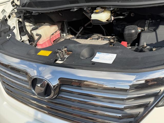 ヴェルファイア ２．４Ｚ　４ＷＤ☆夏冬タイヤ付☆ナビ☆ＴＶ☆後席モニター☆黒革調シートカバー☆両側電動スライドドア☆バックカメラ☆障害物センサー☆盗難防止☆横滑り防止☆ＥＴＣ☆プッシュスタート☆フロントフォグ☆車検整備２年付☆（17枚目）