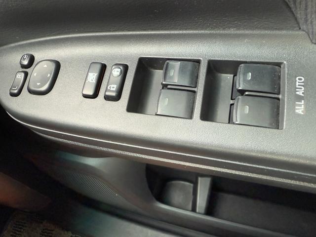 ヴェルファイア ２．４Ｚ　４ＷＤ☆夏冬タイヤ付☆ナビ☆ＴＶ☆後席モニター☆黒革調シートカバー☆両側電動スライドドア☆バックカメラ☆障害物センサー☆盗難防止☆横滑り防止☆ＥＴＣ☆プッシュスタート☆フロントフォグ☆車検整備２年付☆（46枚目）