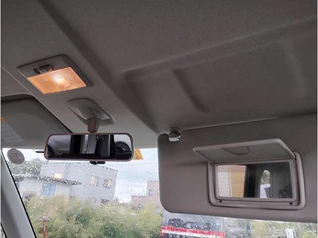 ルークス 　車検２年　ワンセグカーナビ　プッシュスタート　シートヒーター　スマートキー　キーレス　ベンチシート　両側スライド片側電動ドア　ＨＩＤ　フォグランプ　寒冷地仕様　ＡＢＳ　盗難防止装置（8枚目）