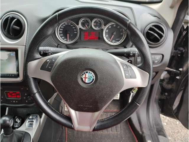 ミト スプリント 車検有り即乗り 2WD ワンセグカーナビ シートヒーター キーレス フォグランプ MTモード付き アイドリングストップ ABS 横滑り防止装置 障害物センサー 盗難防止装置 サイド・カーテンSRS(9枚目)