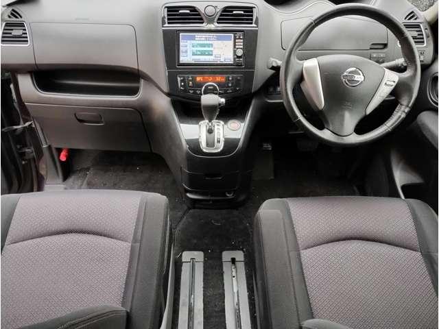 セレナ ハイウェイスター 車検有り ワンセグカーナビ プッシュスタート バックカメラ スマートキー キーレス 3列シート 両側スライドドア アイドリングストップ クルーズコントロール ABS 盗難防止装置 修復歴無し (茶M)(4枚目)