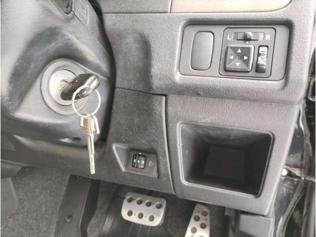 パジェロミニ ＶＲ　車検２年（8枚目）