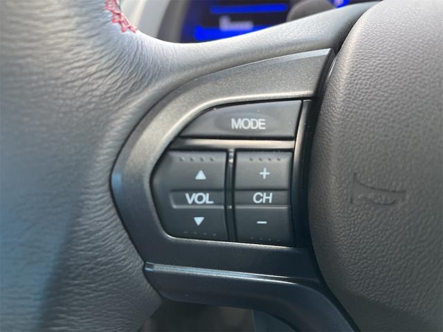 CR-Z αマスターレーベル ETC バックカメラ オートクルーズコントロール MT オートライト HID スマートキー 電動格納ミラー アルミホイール 盗難防止システム 衝突安全ボディ ABS ESC エアコン(9枚目)