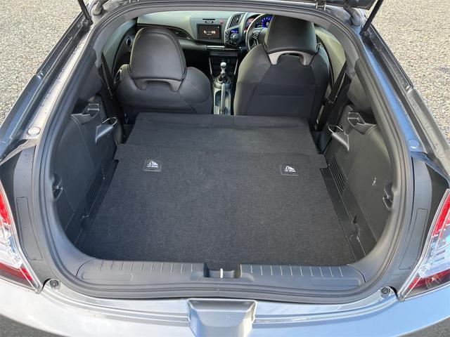 CR-Z αマスターレーベル ETC バックカメラ オートクルーズコントロール MT オートライト HID スマートキー 電動格納ミラー アルミホイール 盗難防止システム 衝突安全ボディ ABS ESC エアコン(19枚目)