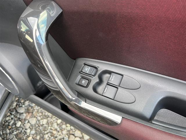 CR-Z αマスターレーベル ETC バックカメラ オートクルーズコントロール MT オートライト HID スマートキー 電動格納ミラー アルミホイール 盗難防止システム 衝突安全ボディ ABS ESC エアコン(35枚目)