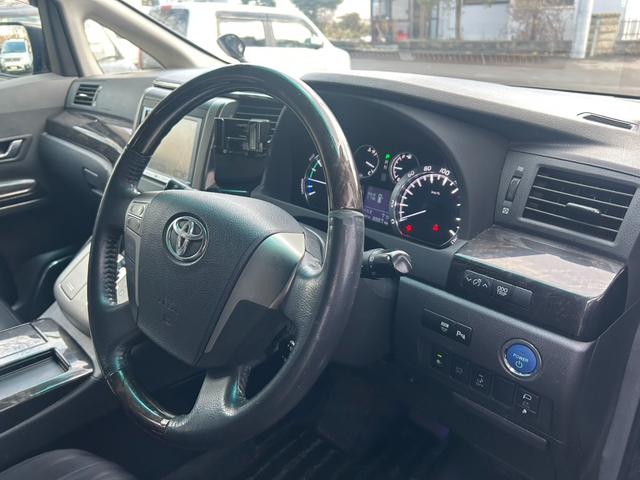 ヴェルファイアハイブリッド ＺＲ　両側パワスラ　バックカメラ　ＥＴＣ（12枚目）