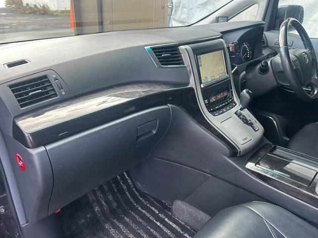 ヴェルファイアハイブリッド ＺＲ　両側パワスラ　バックカメラ　ＥＴＣ（14枚目）