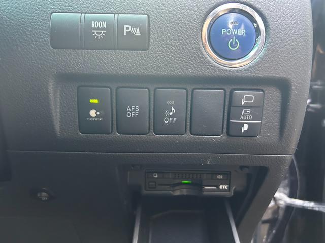 ヴェルファイアハイブリッド ＺＲ　両側パワスラ　バックカメラ　ＥＴＣ（20枚目）