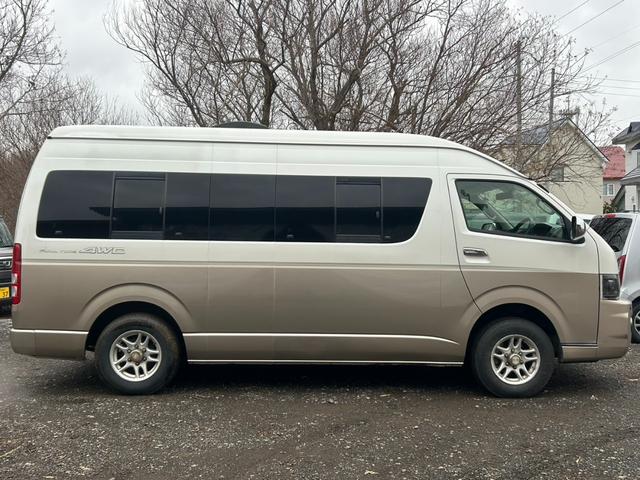 レジアスエースバン スーパーロングワイドDX リアヒーター バックカメラ ETC(4枚目)