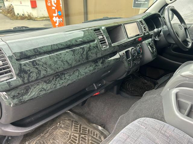 レジアスエースバン スーパーロングワイドDX リアヒーター バックカメラ ETC(14枚目)