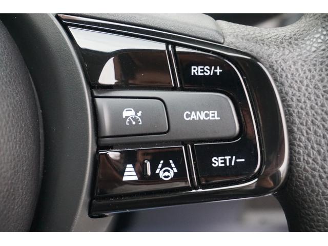 フィット ベーシック 当社レンタカーアップ・純正ナビ(フルセグ)・HondaSENSING・HondaCONNECTforGathers+ナビ装着用スペシャルパッケージ・コンフォートビューパッケージ(17枚目)