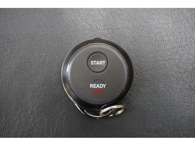 フィット １３Ｇ・Ｆパッケージ　ワンオーナー・純正ナビ（フルセグ）・コンフォートビューパッケージ・電動格納ミラー＋プライバシーガラス・オートリトラミラー・スーパーＵＶカットフロントドアガラス・プラズマクラスター（9枚目）