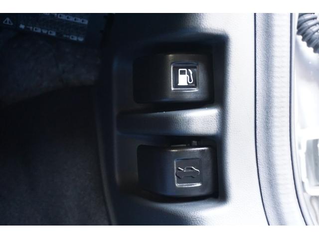 フィット １３Ｇ・Ｆパッケージ　ワンオーナー・純正ナビ（フルセグ）・コンフォートビューパッケージ・電動格納ミラー＋プライバシーガラス・オートリトラミラー・スーパーＵＶカットフロントドアガラス・プラズマクラスター（20枚目）