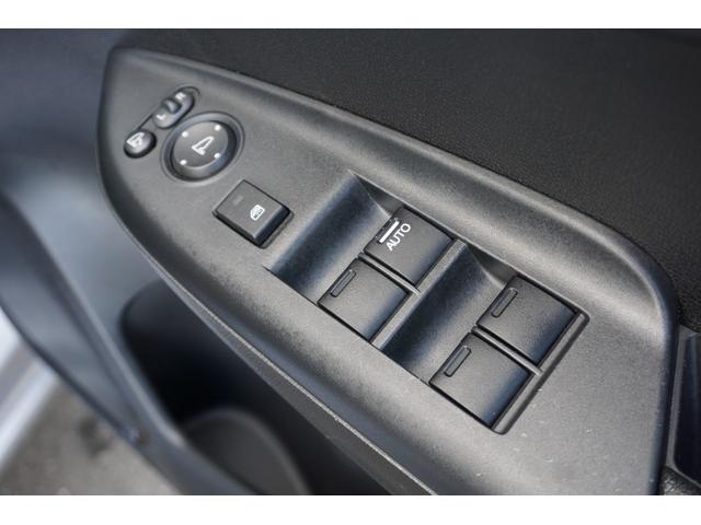 フィット １３Ｇ・Ｆパッケージ　ワンオーナー・純正ナビ（フルセグ）・コンフォートビューパッケージ・電動格納ミラー＋プライバシーガラス・オートリトラミラー・スーパーＵＶカットフロントドアガラス・プラズマクラスター（24枚目）