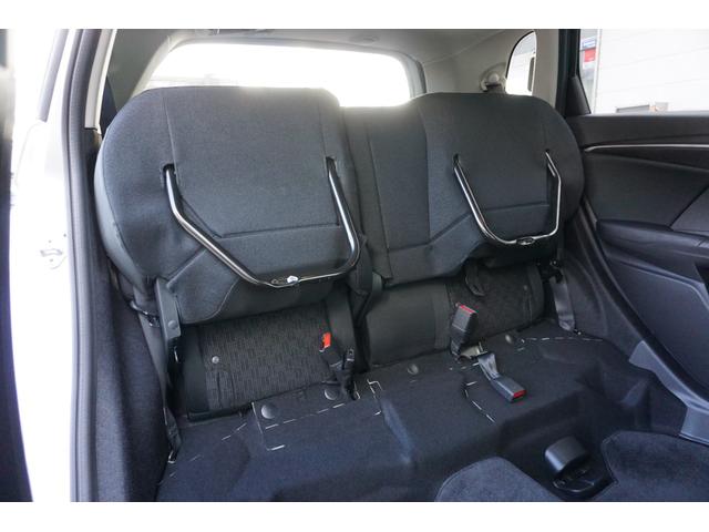 フィット １３Ｇ・Ｆパッケージ　ワンオーナー・純正ナビ（フルセグ）・コンフォートビューパッケージ・電動格納ミラー＋プライバシーガラス・オートリトラミラー・スーパーＵＶカットフロントドアガラス・プラズマクラスター（36枚目）