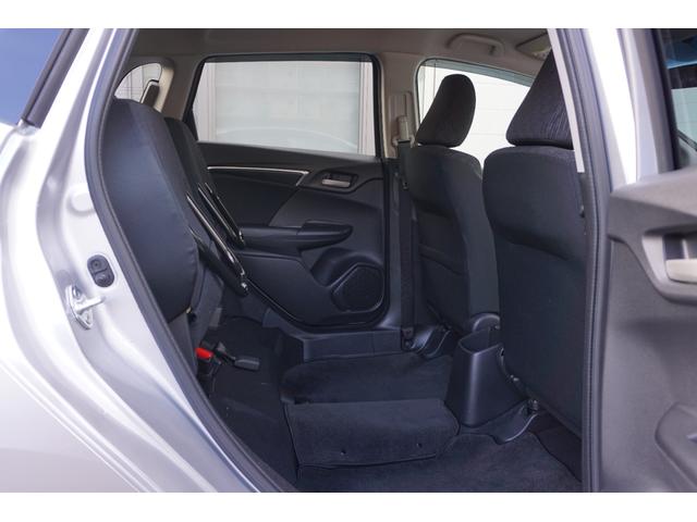 フィット １３Ｇ・Ｆパッケージ　ワンオーナー・純正ナビ（フルセグ）・コンフォートビューパッケージ・電動格納ミラー＋プライバシーガラス・オートリトラミラー・スーパーＵＶカットフロントドアガラス・プラズマクラスター（37枚目）