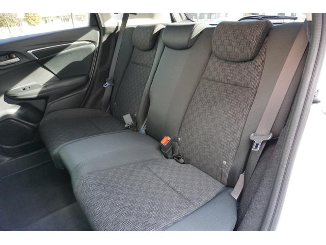 フィット １３Ｇ・Ｆパッケージ　ワンオーナー・純正ナビ（フルセグ）・コンフォートビューパッケージ・電動格納ミラー＋プライバシーガラス・オートリトラミラー・スーパーＵＶカットフロントドアガラス・プラズマクラスター（38枚目）