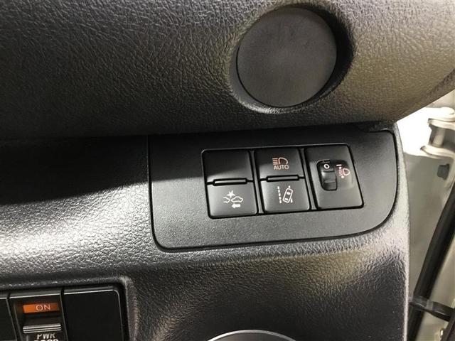 シエンタ X 4WD 片側電動スライドドア 7人乗り TSS 衝突軽減ブレーキ 純正ナビ バックカメラ キーレスエントリー ステアリングスイッチ(24枚目)