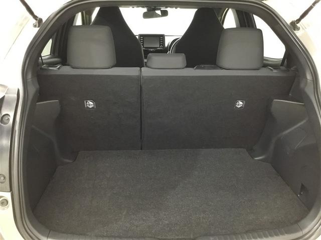 ヤリス ハイブリッドＸ　４ＷＤ　純正ディスプレイオーディオ　バックカメラ　ＵＳＢポート　レーダークルーズコントロール　スマートキー　ＴＳＳ　ＥＴＣ車載器　衝突安全ブレーキ（14枚目）