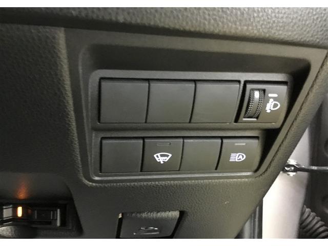 ヤリス ハイブリッドＸ　４ＷＤ　純正ディスプレイオーディオ　バックカメラ　ＵＳＢポート　レーダークルーズコントロール　スマートキー　ＴＳＳ　ＥＴＣ車載器　衝突安全ブレーキ（25枚目）