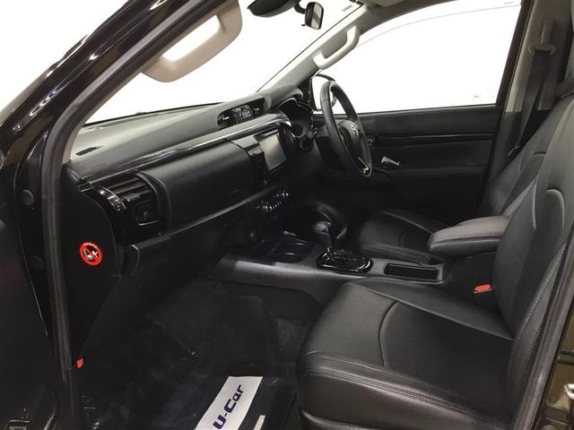 ハイラックス Ｚ　４ＷＤ　ディーゼル　荷台フード付き　純正ナビ　バックガイドモニター　レーダークルーズコントロール　リモコンエンジンスターター　スマートキー　ＥＴＣ車載器　マッドガード　レザー調シート（11枚目）