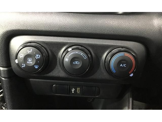 ヤリス X 4WD ディスプレイオーディオ バックカメラ スマートキー レーダークルーズコントロール TSS USBポート オートマチックハイビーム ベンチシート(22枚目)