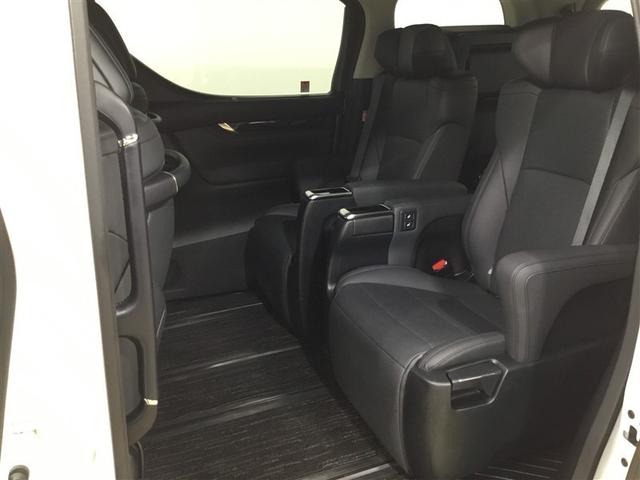 アルファード ２．５Ｓ　４ＷＤ　７人乗り　夏タイヤ積込　リモコンエンジンスターター　フリップダウンモニター　純正ナビ　バックガイドモニター　シートヒーターシートクーラー　ドライブレコーダー　ＣＤＤＶＤ再生　パワーシート（11枚目）