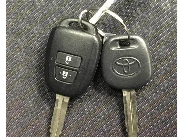 �}�X�^�[�L�[�P�{�@�X�y�A�L�[�P�{�𑕔����Ă��܂�